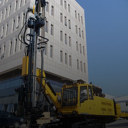 Máquina de Perforación DTH Montada Sobre Orugas Hidráulica Integrada